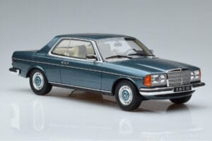 Mercedes 280 CE C123 Modrý Otto 1:18 OT627 Živica – obrázok 4 z 6