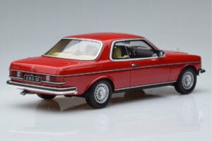 Mercedes 280 CE C123 Červený Otto 1:18 OT145 Živica – obrázok 2 z 6