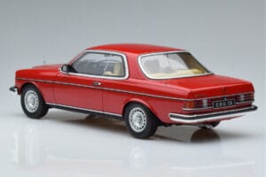 Mercedes 280 CE C123 Červený Otto 1:18 OT145 Živica – obrázok 5 z 6