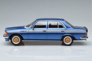 Mercedes 280 E AMG W123 Modrý Otto 1:18 OT221 Živica – obrázok 3 z 6
