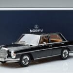 Mercedes 280 SE W108 Čierny Norev 1:18 183762 Kov - image 7 of 7