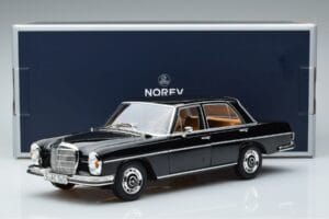 Mercedes 280 SE W108 Čierny Norev 1:18 183762 Kov – obrázok 7 z 7