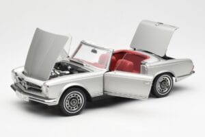 Mercedes 280 SL W113 Pagoda Strieborný Schuco 1:18 450035000 Kov – obrázok 2 z 8