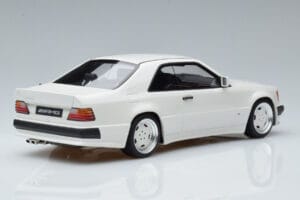 Mercedes 300 CE C124 AMG The Hammer Arctic Biely Otto 1:18 B66040639 Živica – obrázok 2 z 6