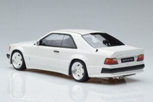 Mercedes 300 CE C124 AMG The Hammer Arctic Biely Otto 1:18 B66040639 Živica – obrázok 5 z 6
