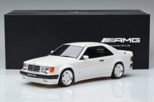 Mercedes 300 CE C124 AMG The Hammer Arctic Biely Otto 1:18 B66040639 Živica – obrázok 6 z 6