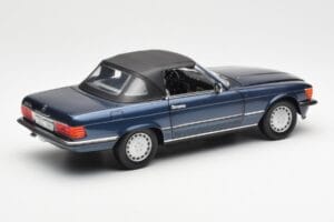 Mercedes 300 SL R107 Námornícka Modrá Norev 1:18 183466 Kov – obrázok 3 z 8
