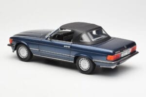 Mercedes 300 SL R107 Námornícka Modrá Norev 1:18 183466 Kov – obrázok 7 z 8