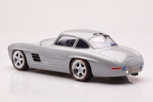 Mercedes 300 SL W198 Gullwing By S-Klub Šedý GT Spirit 1:18 GT418 Živica – obrázok 5 z 6