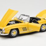 Mercedes 300 SL W198 Roadster Žltý Norev 1:18 B66040669 - image 2 of 8