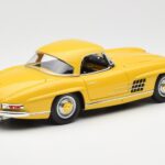 Mercedes 300 SL W198 Roadster Žltý Norev 1:18 B66040669 - image 3 of 8