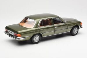 Mercedes 450SEL 6.9 W116 Zelený Metalíza Norev 1:18 183455 Kov – obrázok 3 z 8