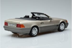 Mercedes 500 SL R129 Smoke Strieborný Norev 1:18 183719 Kov – obrázok 3 z 7