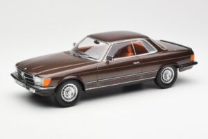 Mercedes 500 SLC C107 Hnedý KK-Scale 1:18 180851