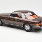 Mercedes 500 SLC C107 Hnedý KK-Scale 1:18 180851 - image 5 of 6