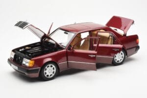 Mercedes 500E W124 Červený Metallic Edícia Dealera Norev 1:18 B66040699 Kov – obrázok 2 z 8