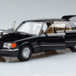 Mercedes 560 SEL W126 Čierny Norev 1:18 - image 2 of 7