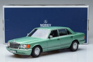 Mercedes 560 SEL W126 Svetlozelená Norev 1:18 183469 Kov – obrázok 7 z 7
