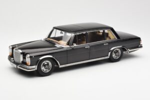 Mercedes 600 SWB W100 Čierny KK-Scale 1:18 180601
