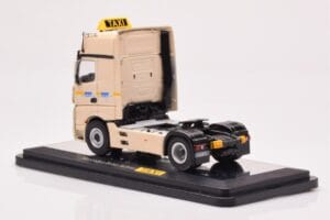Mercedes Actros Gigaspace IAA 2012 Taxi NZG 1:50 MM0015 Kov – obrázok 3 z 4
