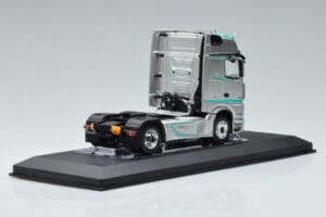 Mercedes Actros MP4 Racing Edition IXO 1:43 TR091 Kov – obrázok 2 z 6