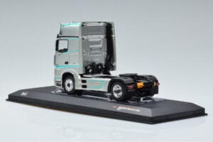 Mercedes Actros MP4 Racing Edition IXO 1:43 TR091 Kov – obrázok 5 z 6