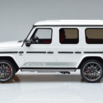 Mercedes AMG G63 Edition 55 W463 Biely GT Spirit 1:18 - image 3 of 6