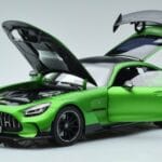 Mercedes AMG GT C190 Black Series Zelený Hell Magno Limitovaná Edícia Norev 1:18 183903 Kov - image 2 of 7