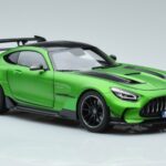 Mercedes AMG GT C190 Black Series Zelený Hell Magno Limitovaná Edícia Norev 1:18 183903 Kov - image 5 of 7