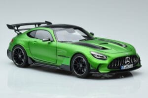 Mercedes AMG GT C190 Black Series Zelený Hell Magno Limitovaná Edícia Norev 1:18 183903 Kov – obrázok 5 z 7