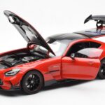 Mercedes AMG GT Black Series Červený Asia Exclusive Norev 1:18 - image 2 of 8