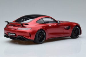 Mercedes AMG GT R C190 Kardinálska Červená AUTOart 1:18 76331 Kov – obrázok 3 z 7