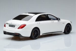 Mercedes AMG S63 W222 Diamond Biely GT Spirit 1:18 B66965714 Živica – obrázok 2 z 6
