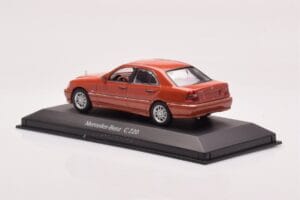 Mercedes C-Class W202 C220 Oranžový Metalický Dealer Edition Minichamps 1:43 B66005747 Kov – obrázok 3 z 4