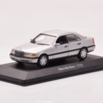 Mercedes C-Class W202 C220 Strieborný Minichamps 1:43 - image 2 of 4