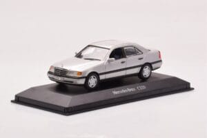 Mercedes C-Class W202 C220 Strieborný Minichamps 1:43 B66005705-M1 Kov – obrázok 2 z 4