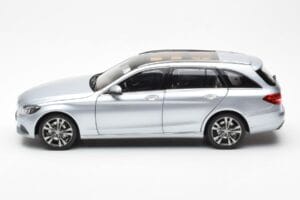 Mercedes C-Class W205 T-Model Strieborný Asia Exclusive Norev 1:18 183865 Kov – obrázok 4 z 8