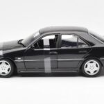 Mercedes C-Class W202 C36 AMG Čierny Metalíza UT Models 1:18 - image 3 of 6