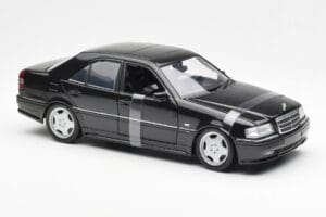 Mercedes C-Class W202 C36 AMG Čierny Metalíza UT Models 1:18 26102 Kov – obrázok 4 z 6
