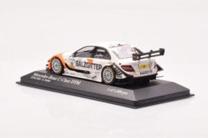 Mercedes C-Class W204 DTM Team AMG Mercedes #10 G. Paffett DTM 2009 Minichamps 1:43 400093910 Kov – obrázok 3 z 4