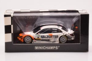 Mercedes C-Class W204 DTM Team AMG Mercedes #10 G. Paffett DTM 2009 Minichamps 1:43 400093910 Kov – obrázok 4 z 4
