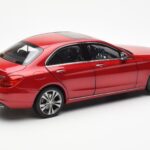 Mercedes C-Class W205 Červený Metalíza Asia Exclusive Norev 1:18 - image 3 of 8