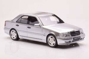 Mercedes C36 AMG W202 Strieborný Otto 1:18 OT443 Živica – obrázok 4 z 6