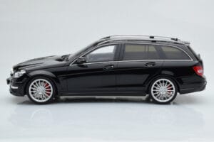 Mercedes C63 AMG S204 T-Model Čierny GT Spirit 1:18 GT760 Živica – obrázok 3 z 6