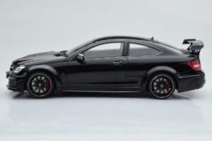 Mercedes C63 AMG W204 Black Series Čierny GT Spirit 1:18 ZM019 Živica – obrázok 3 z 7