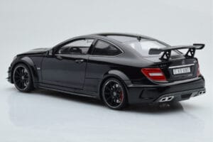 Mercedes C63 AMG W204 Black Series Čierny GT Spirit 1:18 ZM019 Živica – obrázok 5 z 7