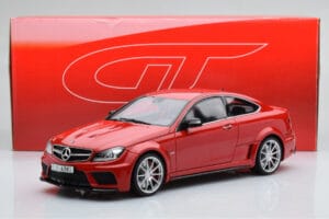 Mercedes C63 AMG W204 Black Series Červený GT Spirit 1:18 GT065 Živica – obrázok 6 z 6