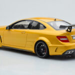 Mercedes C63 AMG W204 Black Series Zlatý GT Spirit 1:18 - image 5 of 6
