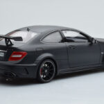 Mercedes C63 AMG W204 Black Series Matný Čierny GT Spirit 1:18 - image 2 of 6