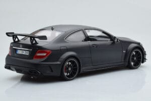 Mercedes C63 AMG W204 Black Series Matný Čierny GT Spirit 1:18 GT843 Živica – obrázok 2 z 6